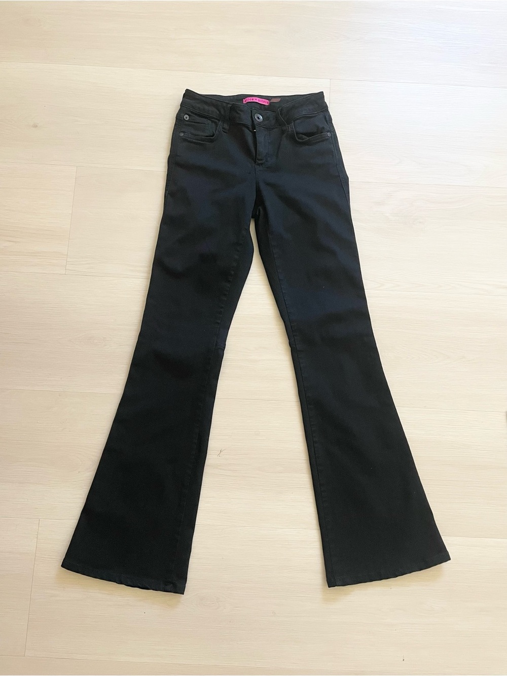 Alice + Olivia black flare jeans 0